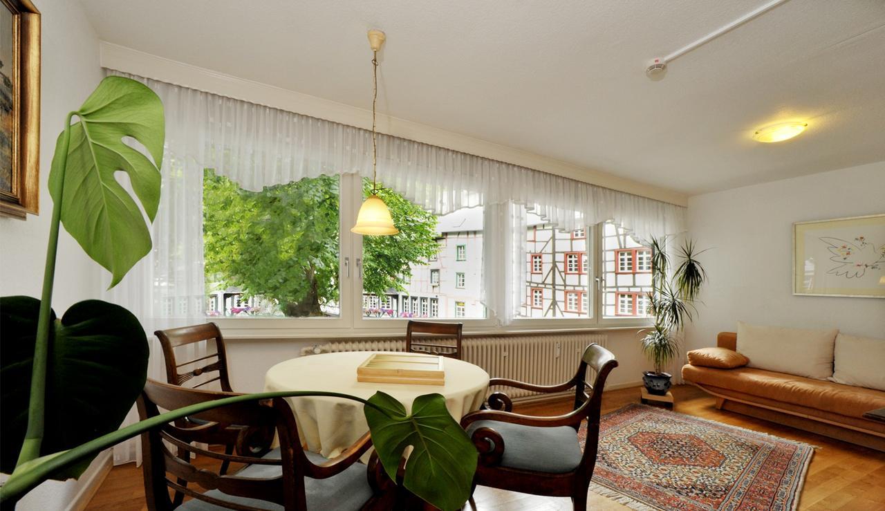Hotel Flosdorff - Appartements Monschau Dış mekan fotoğraf